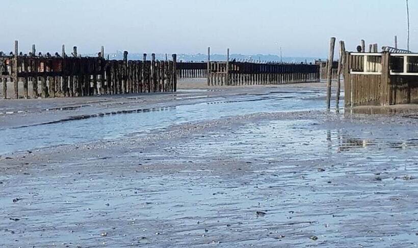 בית מלון כפרי Beau Rivage