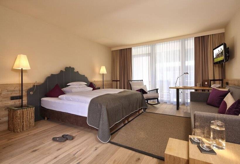 هتل Bergland Design  Und Wellness