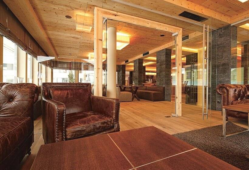 ホテル Bergland Design Und Wellness