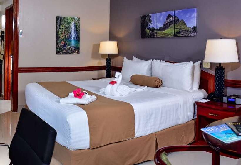 فندق Best Western Plus Belize Biltmore Plaza