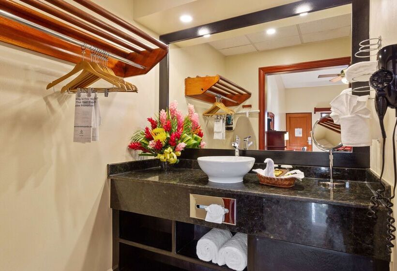 فندق Best Western Plus Belize Biltmore Plaza