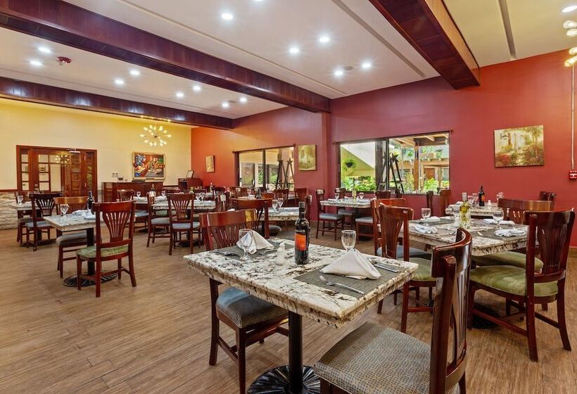 فندق Best Western Plus Belize Biltmore Plaza