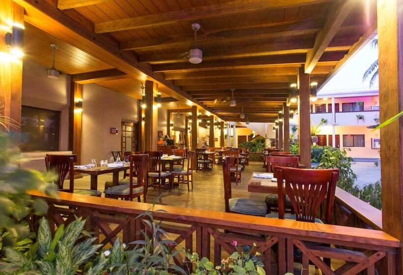 호텔 Best Western Plus Belize Biltmore Plaza