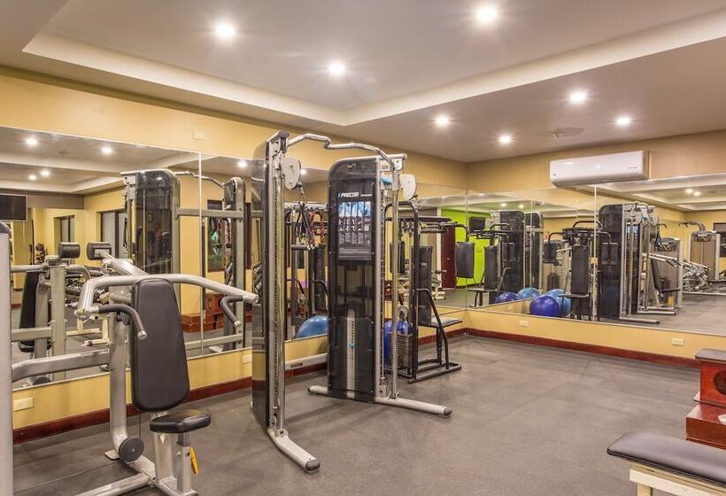 فندق Best Western Plus Belize Biltmore Plaza