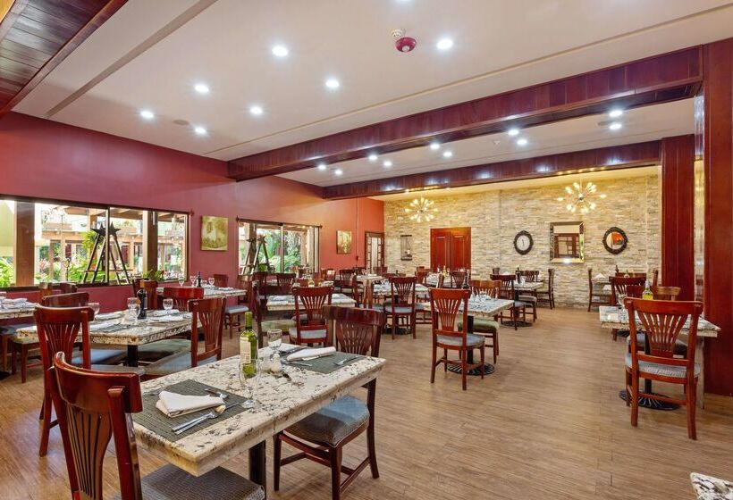 فندق Best Western Plus Belize Biltmore Plaza