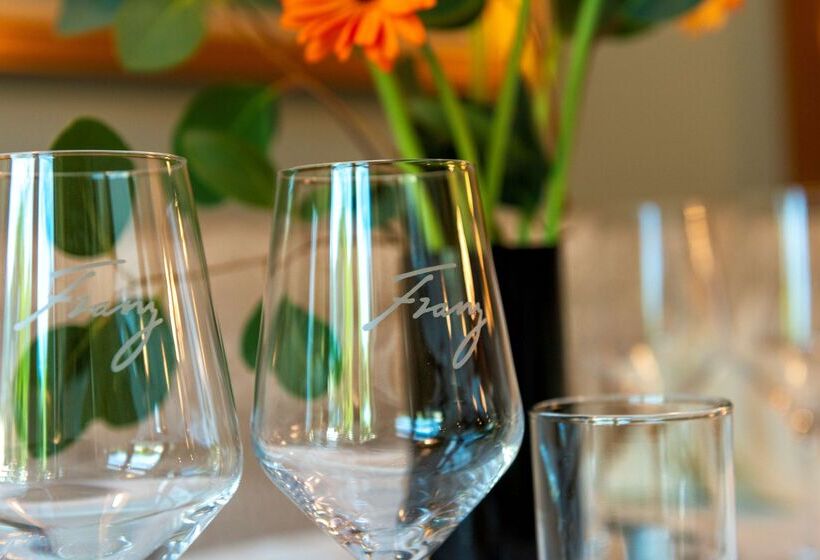 Best Western Premier Grand Hotel Russischer Hof