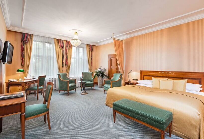Best Western Premier Grand Hotel Russischer Hof