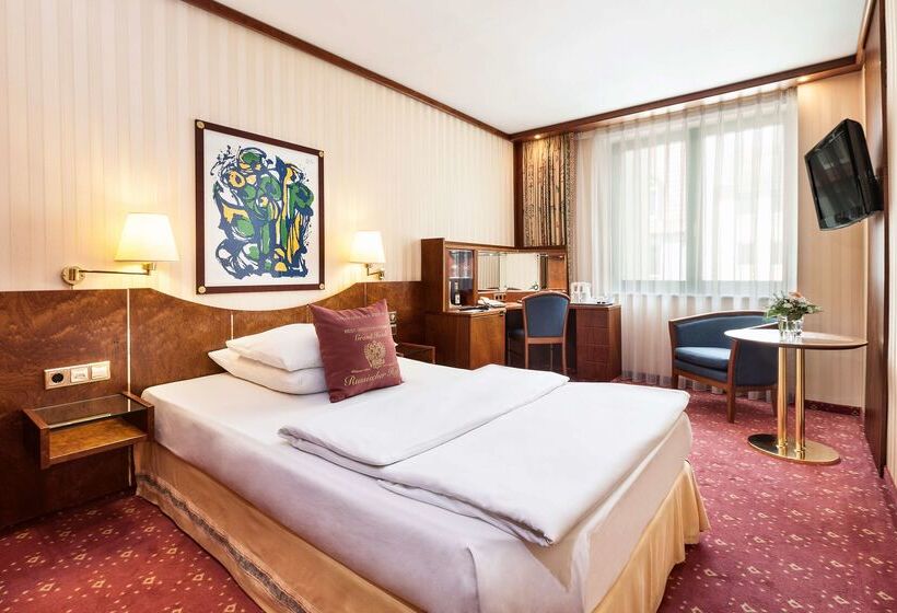 Best Western Premier Grand Hotel Russischer Hof