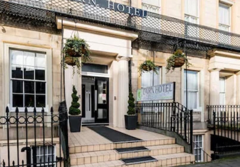 Cairn Hotel & Apartments