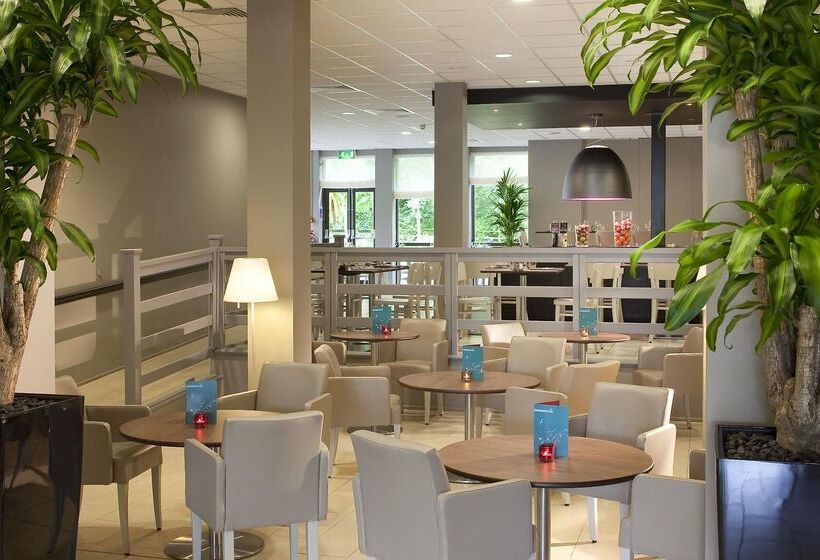 ホテル Campanile  Swindon