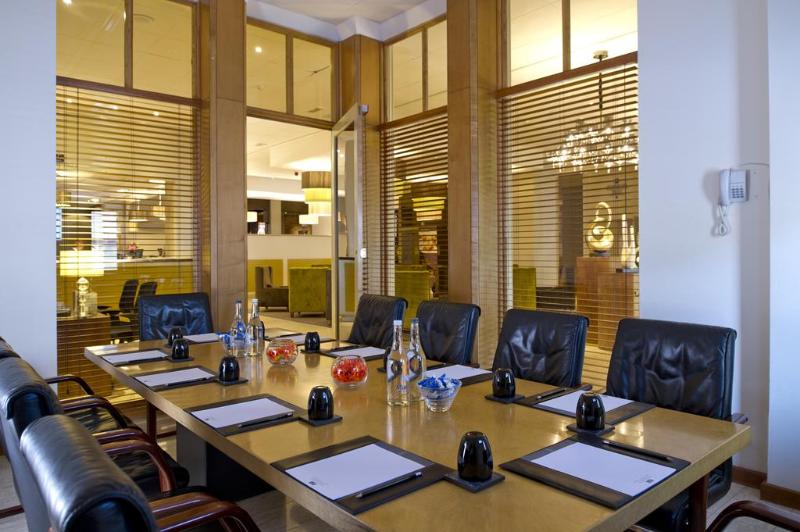 فندق Clarion Croydon Park