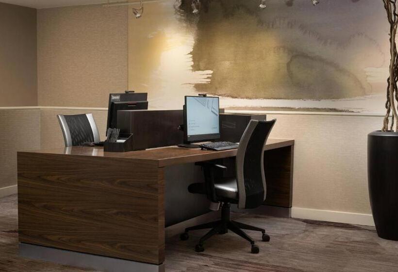 هتل Courtyard By Marriott Phoenix Mesa