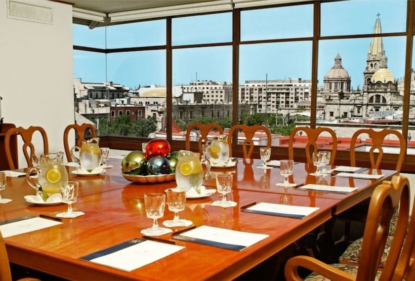 Отель De Mendoza