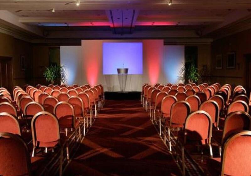 Delta Hotels By Marriott Swindon