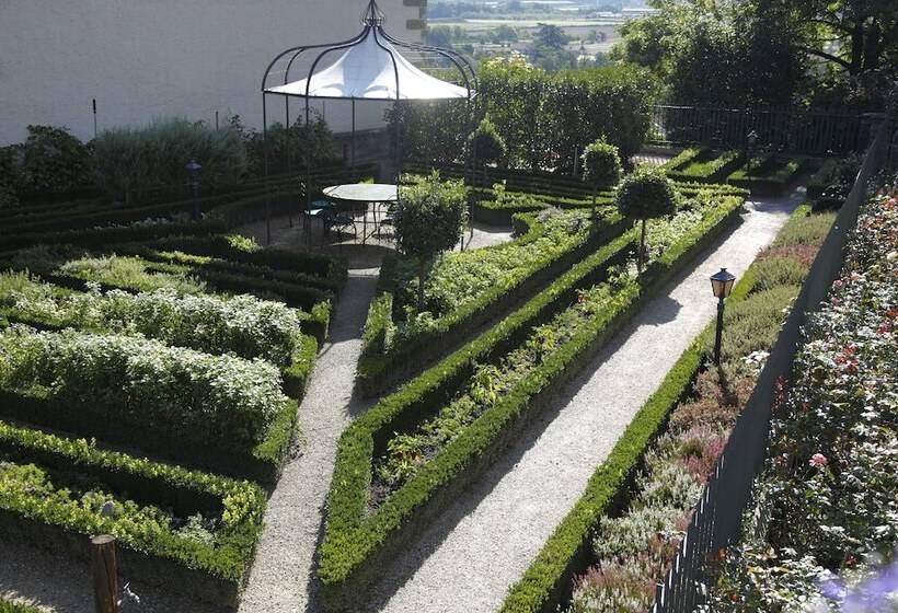 Отель Domaine De Chateauvieux