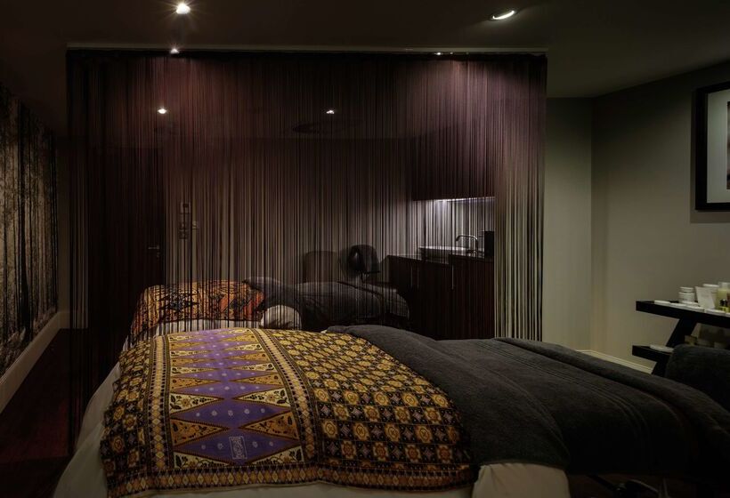 فندق Glasgow Westerwood Spa & Golf Resort