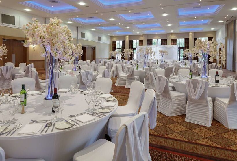 酒店 Glasgow Westerwood Spa & Golf Resort