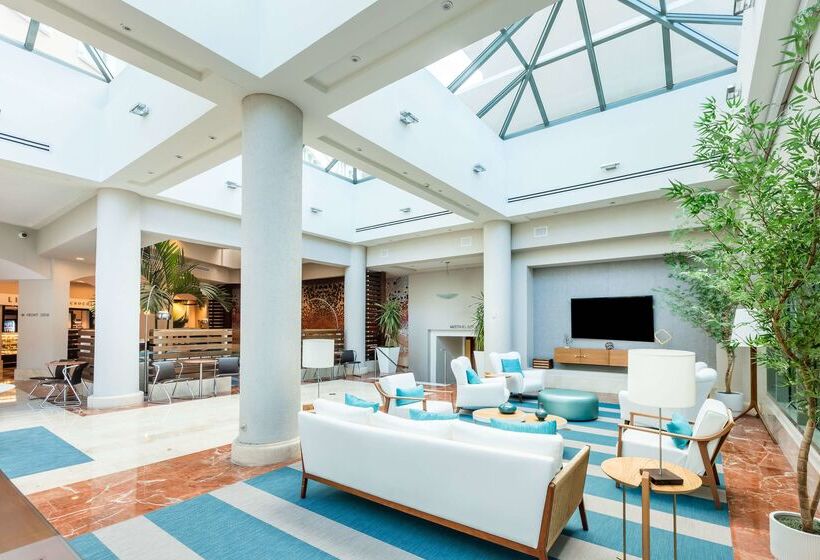 هتل Doubletree By Hilton San Juan