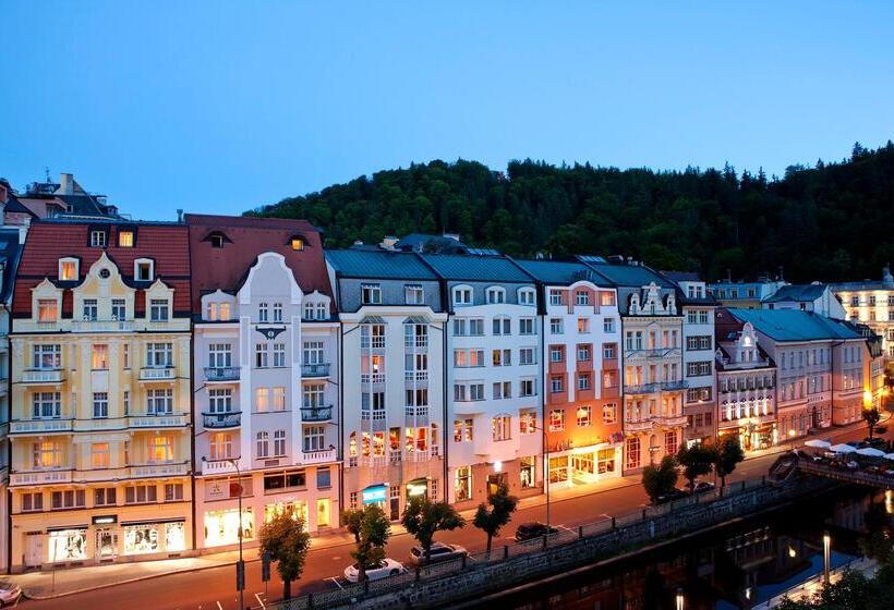 فندق Dvorak Spa & Wellness