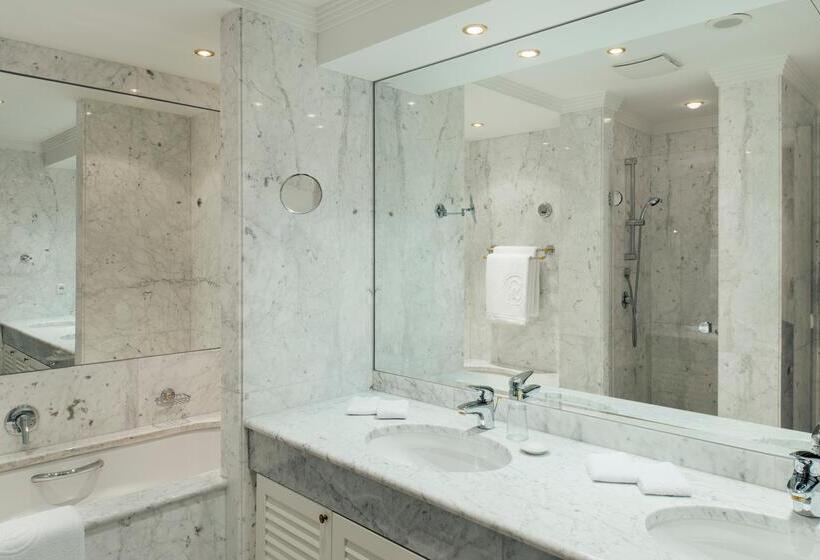 فندق Dvorak Spa & Wellness