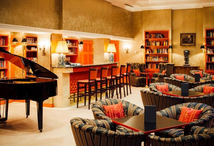 ホテル Dvorak Spa & Wellness