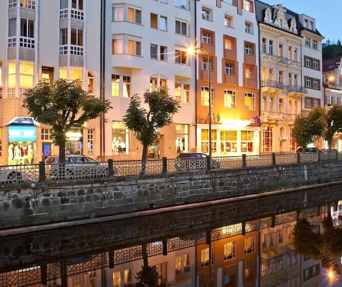 فندق Dvorak Spa & Wellness