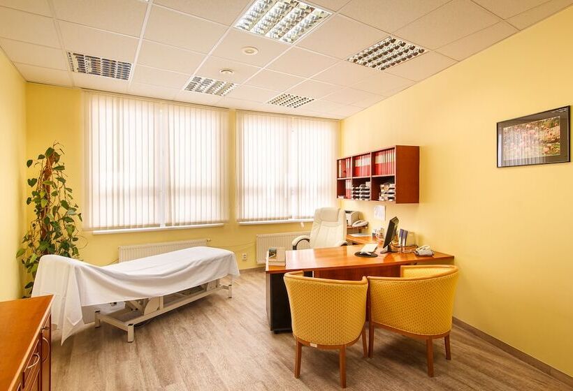 فندق Dvorak Spa & Wellness