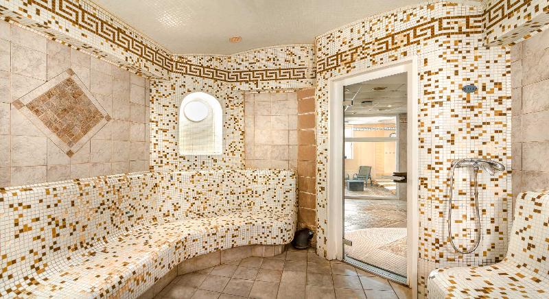 ホテル Dvorak Spa & Wellness