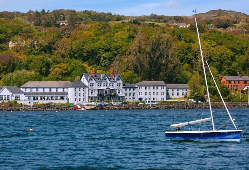 Eccles Hotel And Spa