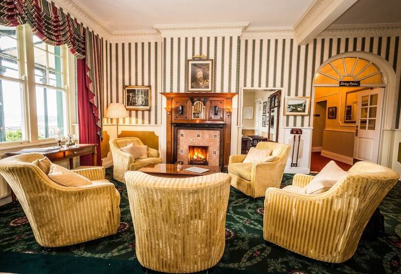 Eccles Hotel And Spa