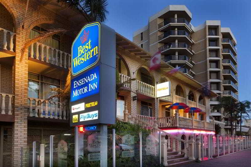 בית מלון כפרי Ensenada Motor Inn And Suites