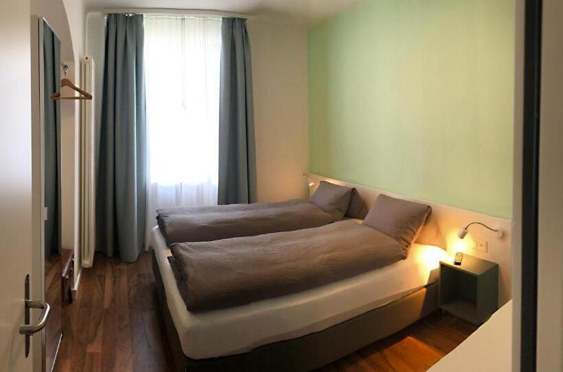 ホテル Garni Dei Fiori