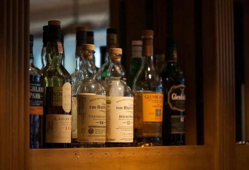 Glasgow West Hotel By Compass Hospitality