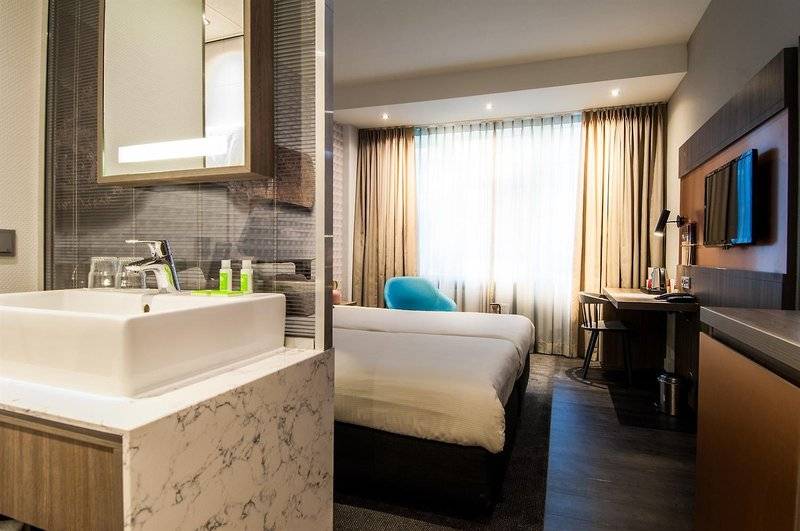 Отель Golden Tulip Leiden Centre