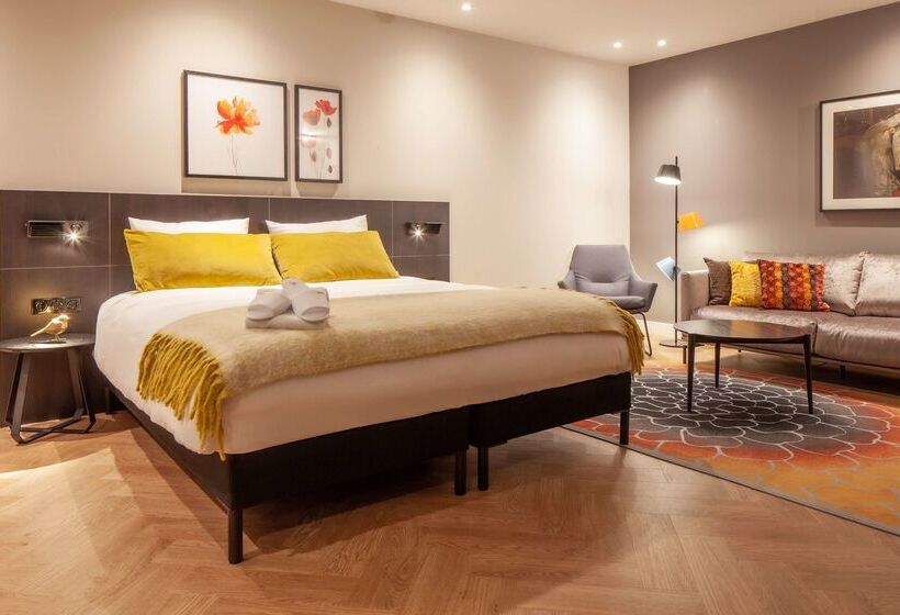 Отель Golden Tulip Leiden Centre