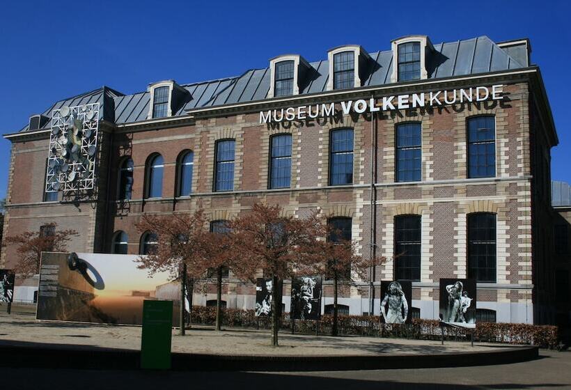 Отель Golden Tulip Leiden Centre