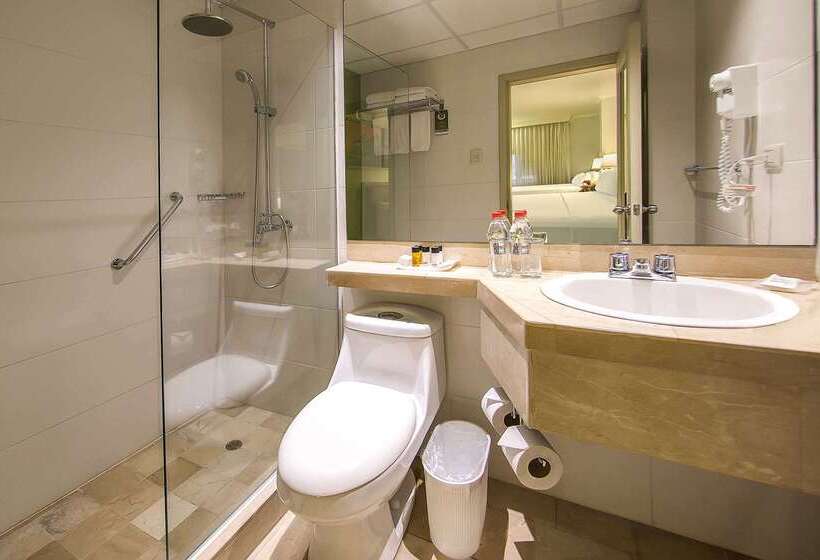 Grand Hotel Guayaquil, Ascend Hotel Collection