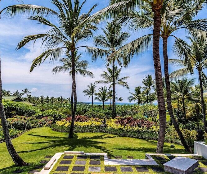 Отель Grand Hyatt Bali