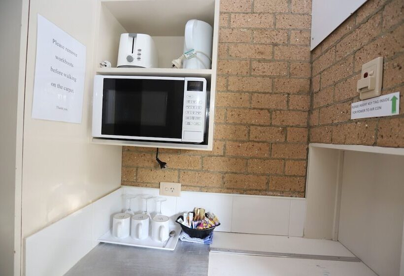 Отель Great Eastern Motor Inn Gympie