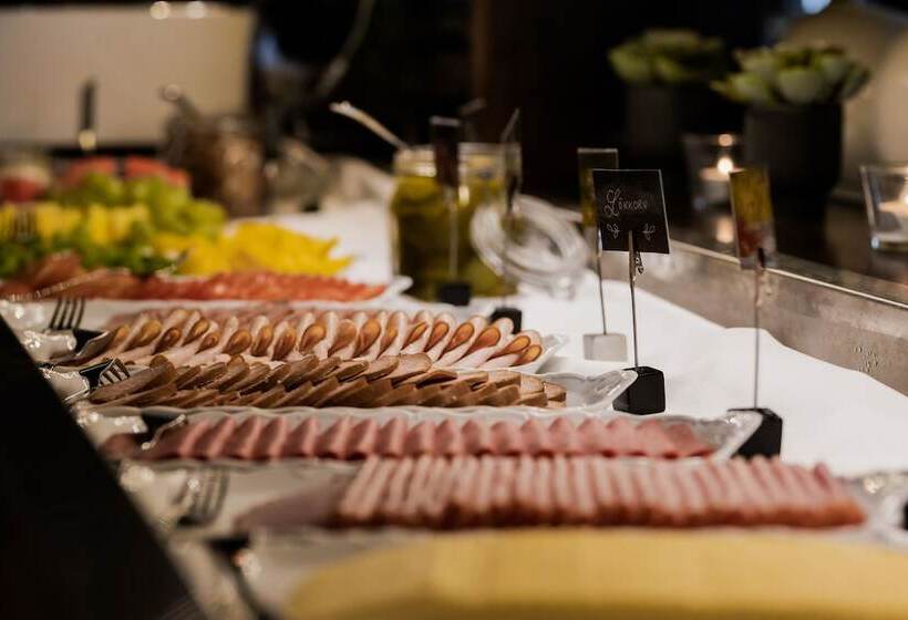 호텔 Gyllene Uttern