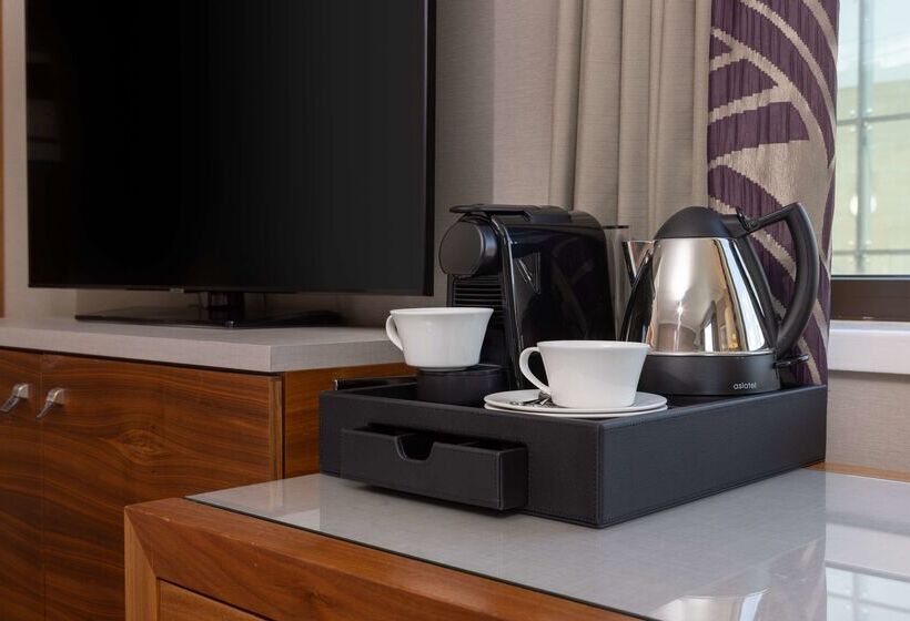 ホテル Hilton Cambridge City Centre