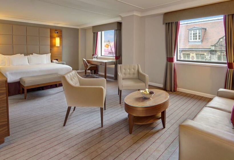 ホテル Hilton Cambridge City Centre