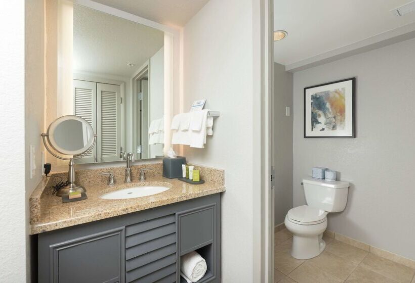 فندق Hilton Melbourne Beach Oceanfront