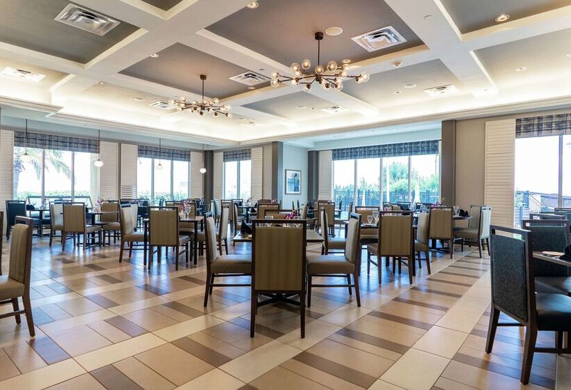 فندق Hilton Melbourne Beach Oceanfront