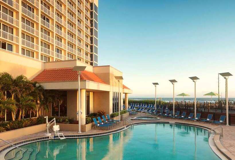 فندق Hilton Melbourne Beach Oceanfront