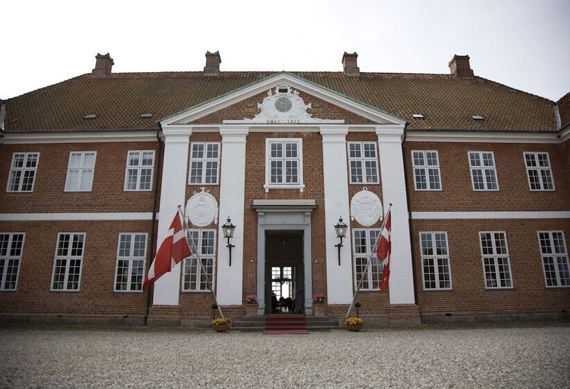 Отель Hindsgavl Slot