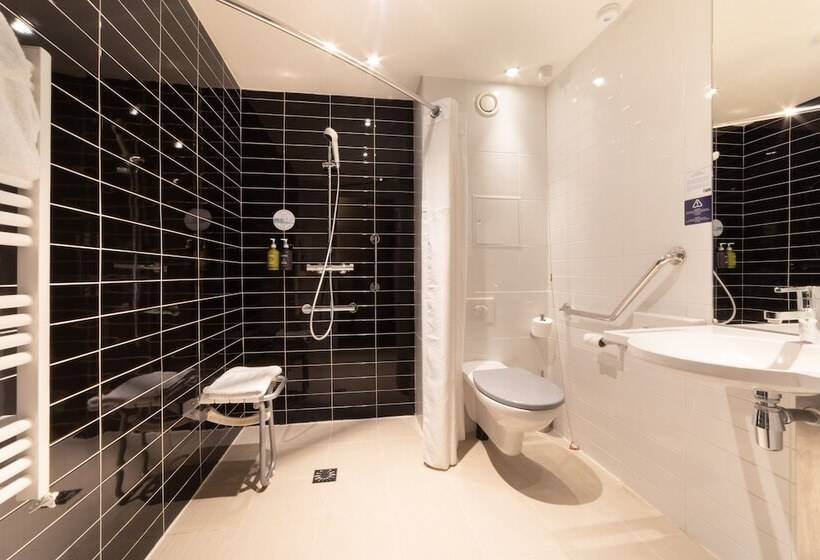 هتل Holiday Inn Express Amiens, An Ihg