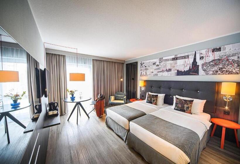 בית מלון כפרי Holiday Inn Lübeck, An Ihg