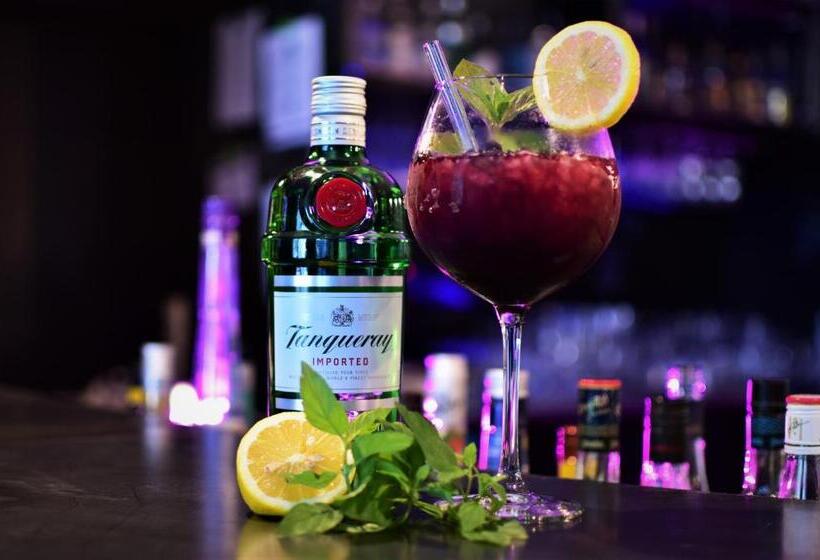 בית מלון כפרי Holiday Inn Lübeck, An Ihg