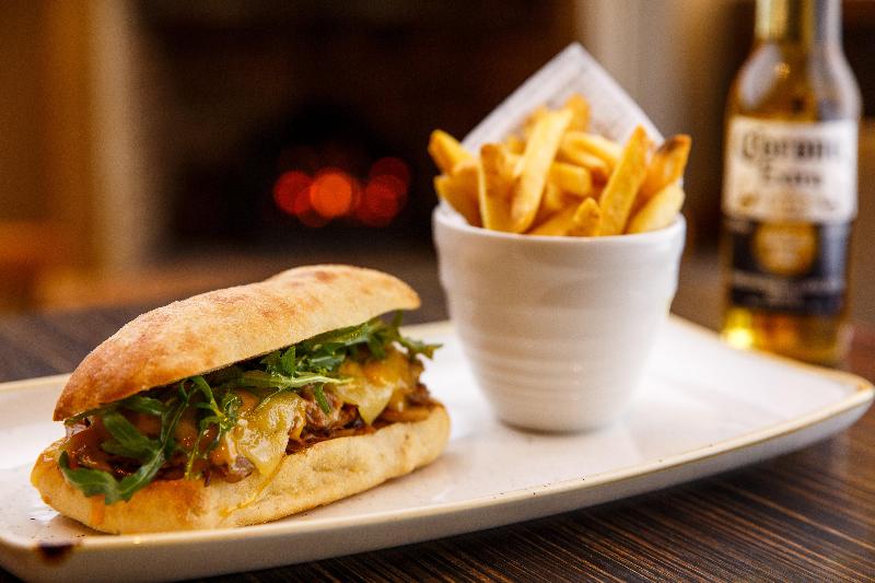 Отель Holiday Inn Maidenhead Windsor By Ihg